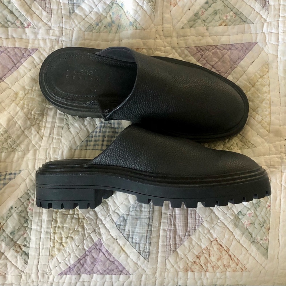 ASOS Design Chunky Mules-Size 9
